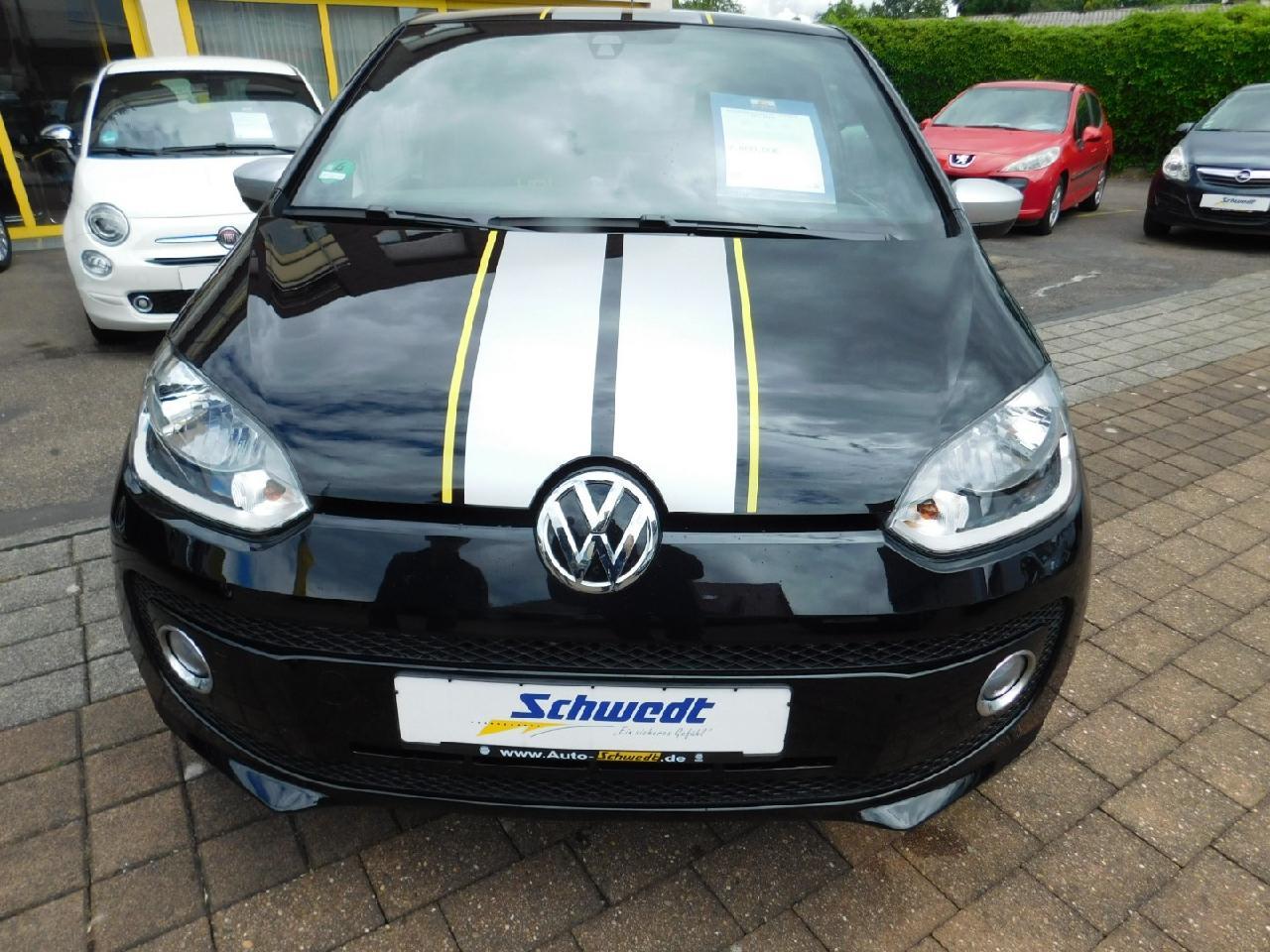 Volkswagen up! street up! BMT