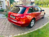 Audi A4 Avant Ambiente 2.0 TDI Automatik Navi SHZ - Audi A4 aus 2012: Kombi