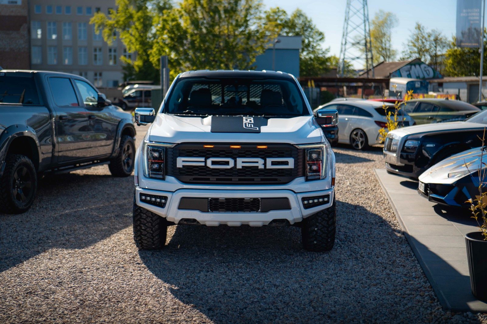 Fahrzeugabbildung Ford F150 5.0 V8 4x4 LARIAT RAPTOR SupCrew *360*B&O*