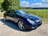 Mercedes-Benz CLS 350 CGI  - blaue Mercedes-Benz CLS 350