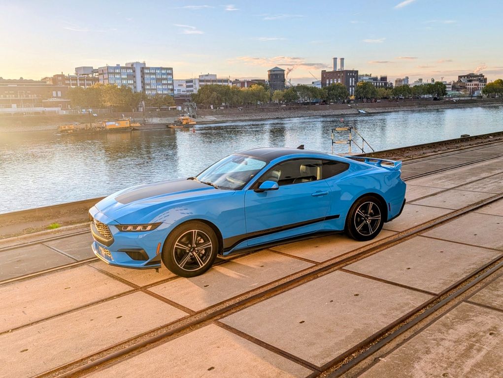 Image of Ford Mustang