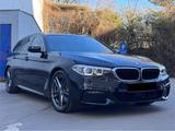 BMW 530d*xDRIVE*M-SPORTPAKET*SHZ*AHK*TWA*XENON*LCD*