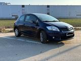 Toyota Auris 1,33-l-Dual-VVT-i TÜV Neu - Toyota Auris aus 2011 mit Benzin-Antrieb
