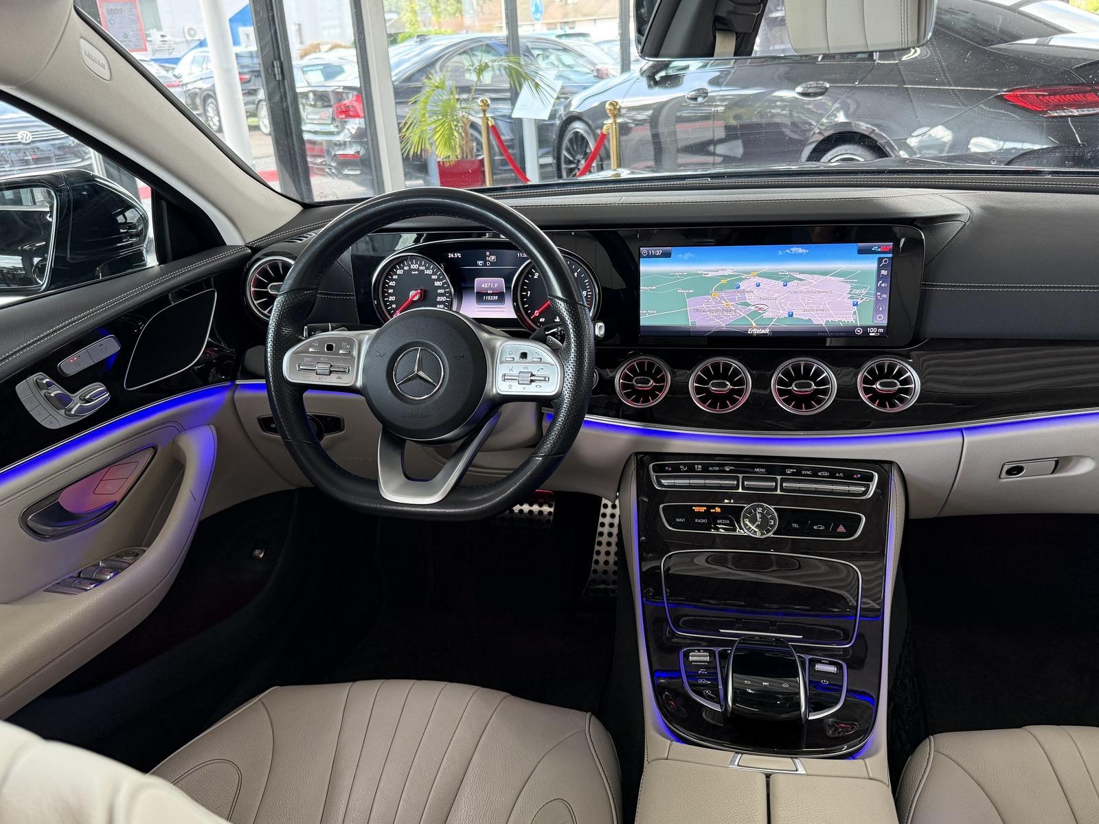 Mercedes-Benz CLS 300 d AMG Line LED+Kamera+SD+Leder+Navi+Memo