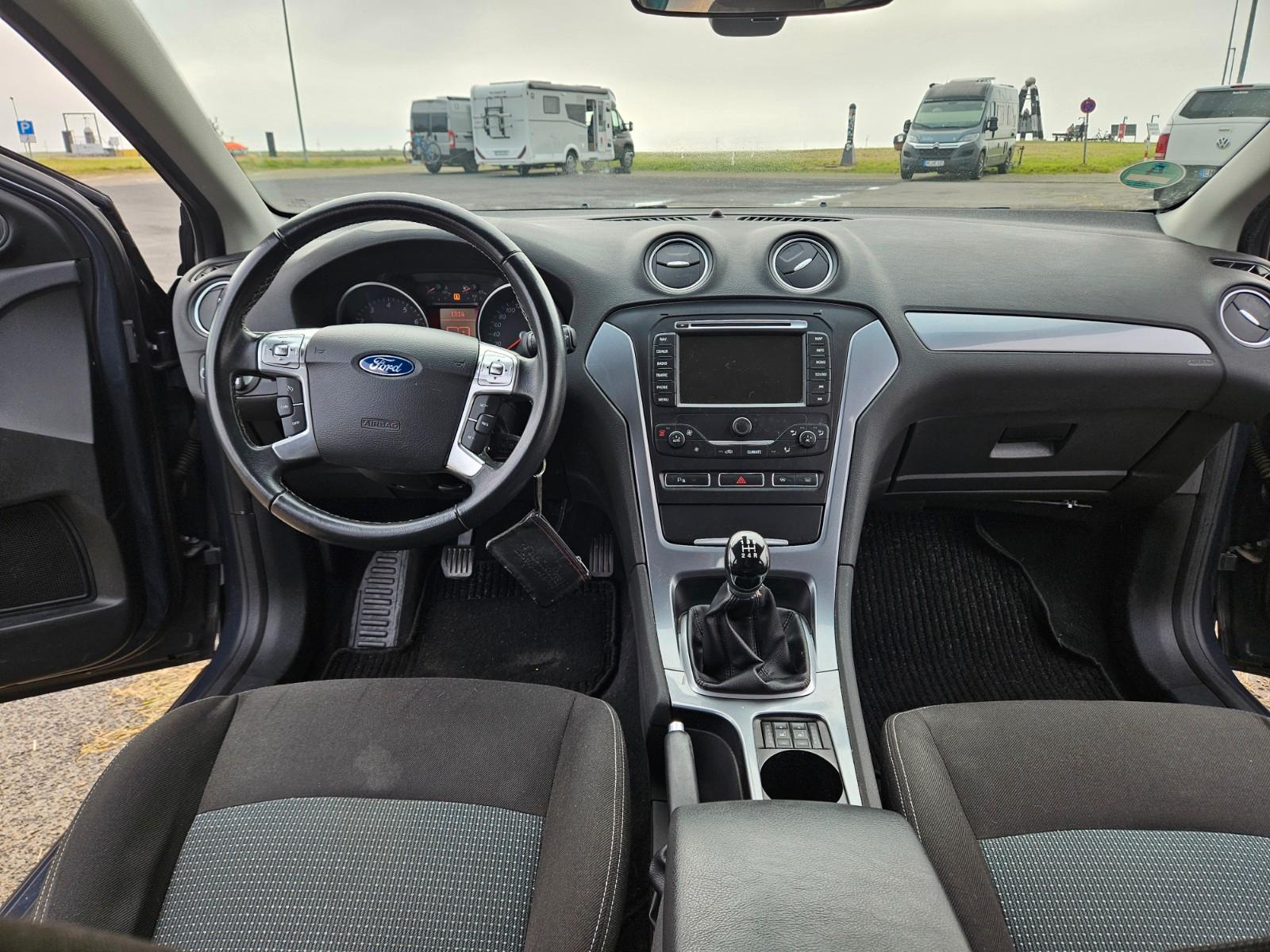 Ford Mondeo 2013 — photo 14