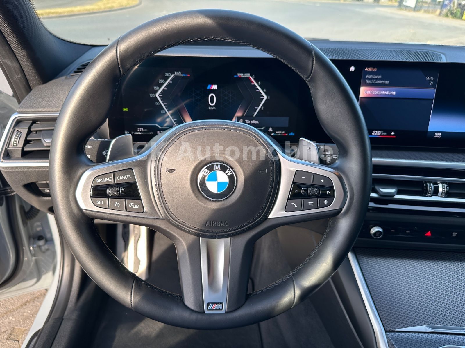 Fahrzeugabbildung BMW 330d xDrive Touring M-Sport/Navi/Head-Up/LED/Kam