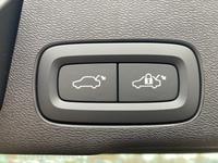 Volvo XC60 B4 FWD Core 4xSHZ ACC BLIS CAM FHZ LED SHZ