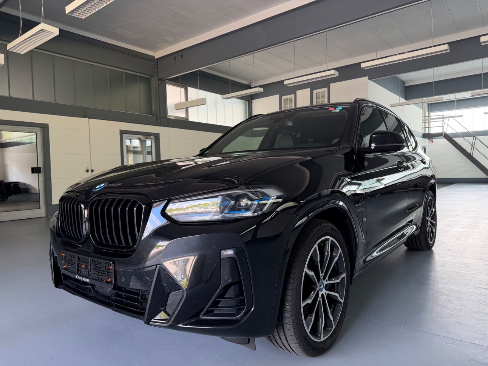 BMW BMW X3 XDRIVE30E M-SPORT *LASER*HEAD-UP*CARBON*AHK