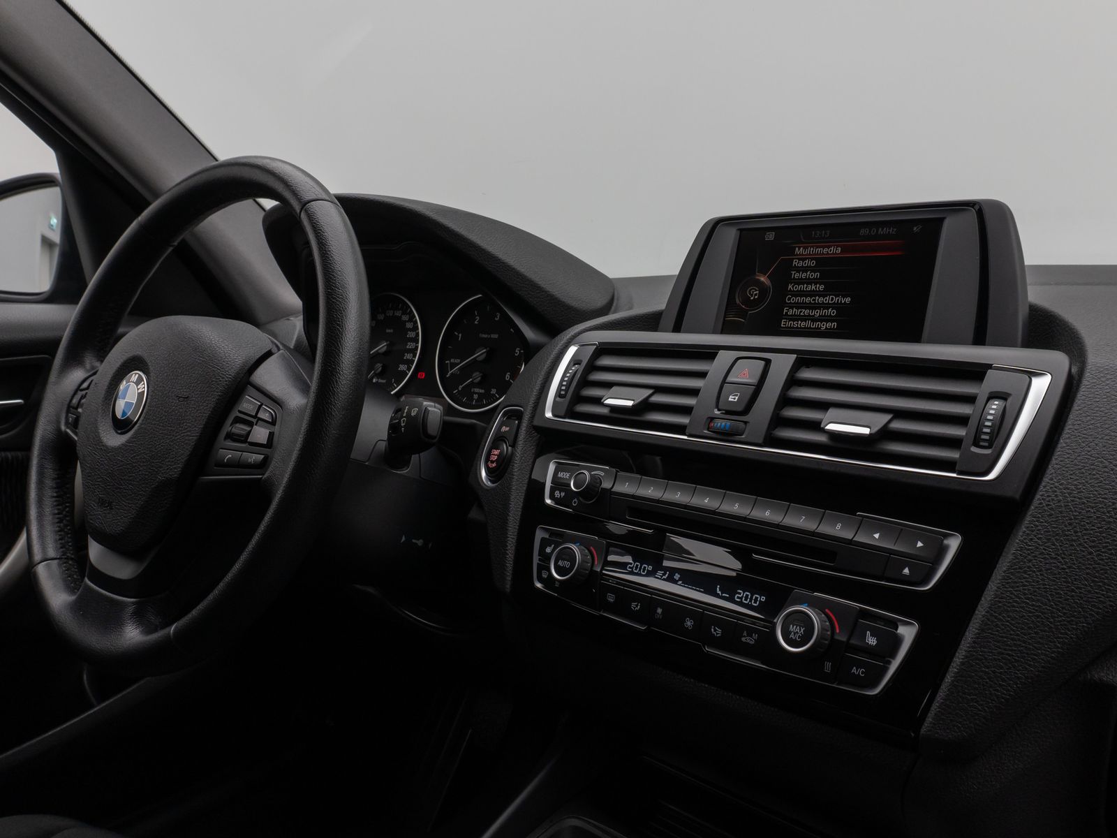 Fahrzeugabbildung BMW 118d Advantage PDChint Sitzhzg Geschwindigkeits