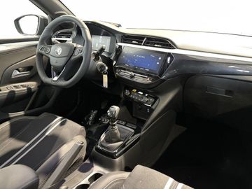 Fotografie 7 des Opel Corsa 1.2 Direct Injection Turbo GS