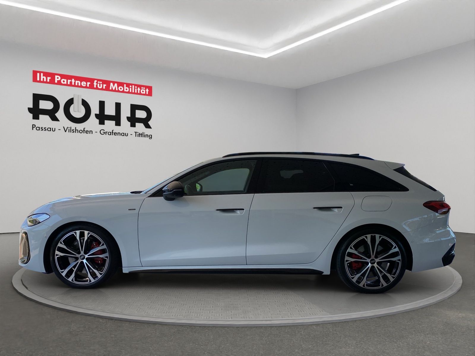 Audi A5 Avant e-hybrid S tronic quattro 360 ACC HUD imagem 3