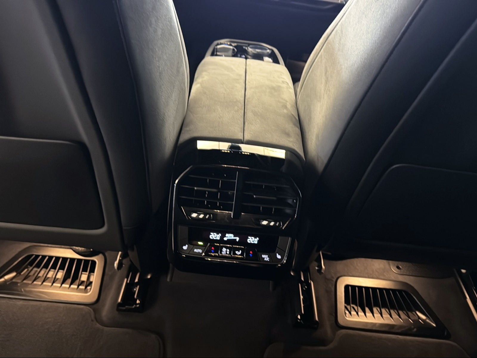 BMW iX - Bild 21