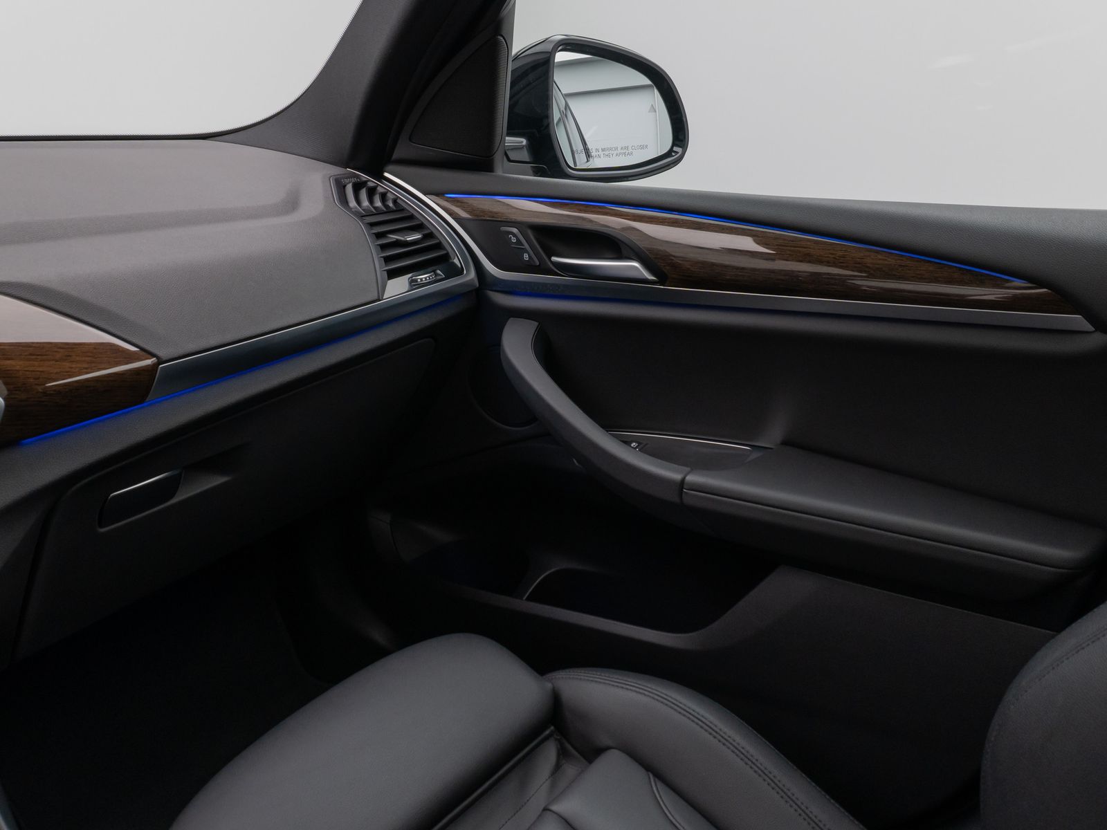 Fahrzeugabbildung BMW X3 xD30i xLine Panoram Kamera HiFi Komfort Sport