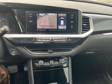 Opel Grandland GS 1.2T Autom. 360° LED-Matrix