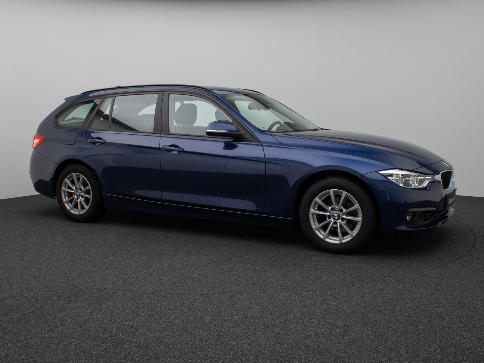 Fahrzeugabbildung BMW 320i Advantage HiFi Navi Lordos PDC LED Alarm