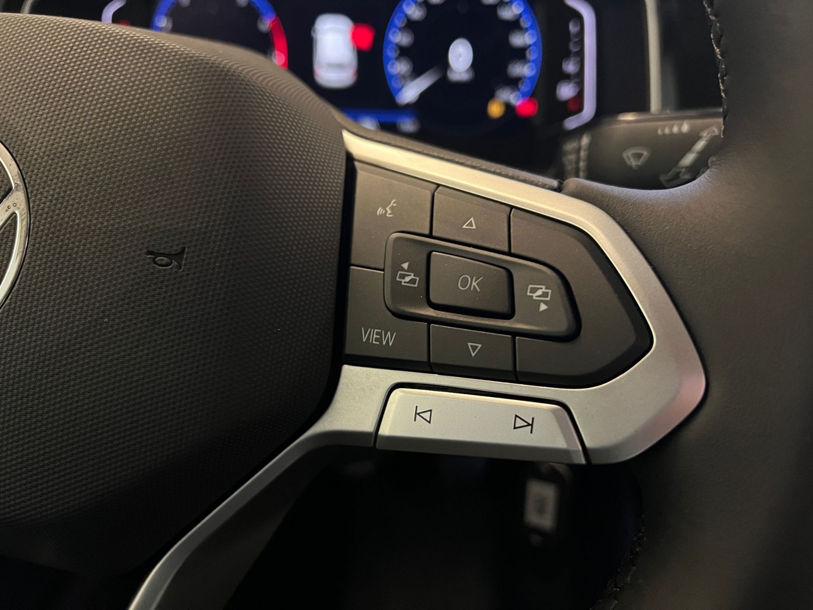 Fahrzeugabbildung Volkswagen Polo Style 1.0 TSI *15"-LM, Navi, ACC*