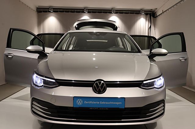 Golf 1.5 TSI Life LED NAVI KLIMA SHZ DAB BT PDC