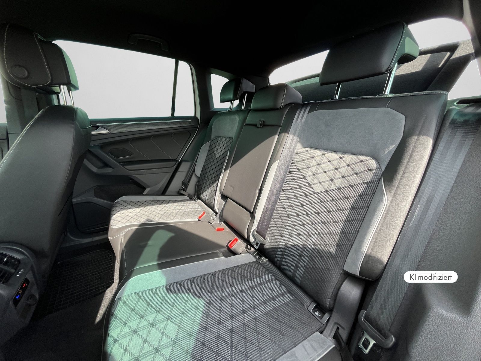Volkswagen Tiguan - Bild 15
