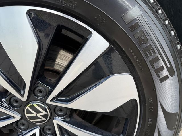 Tiguan Move 2.0 TDI AHK-klappbar Navi ACC CarPla