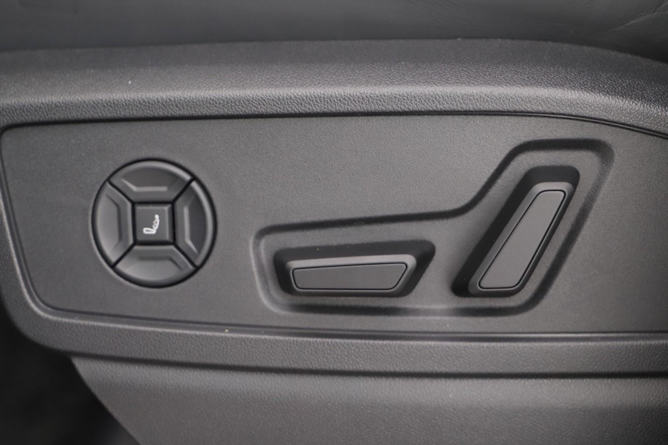 Audi SQ5 - Bild 14