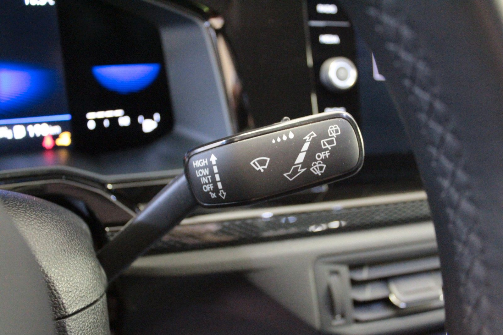 Fahrzeugabbildung Volkswagen Taigo 1.0 TSI, Life *Kamera*Sitzhzg*#15387