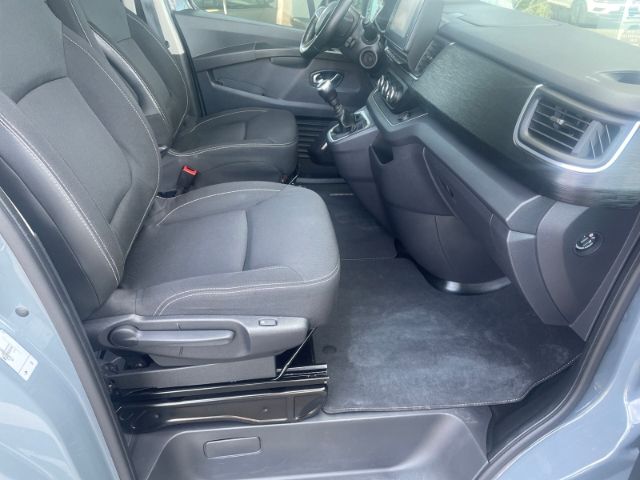 Fahrzeugabbildung Renault Trafic 2.0 Blue dCi 150 L2H1 3.0t Life 8-Sitzer,