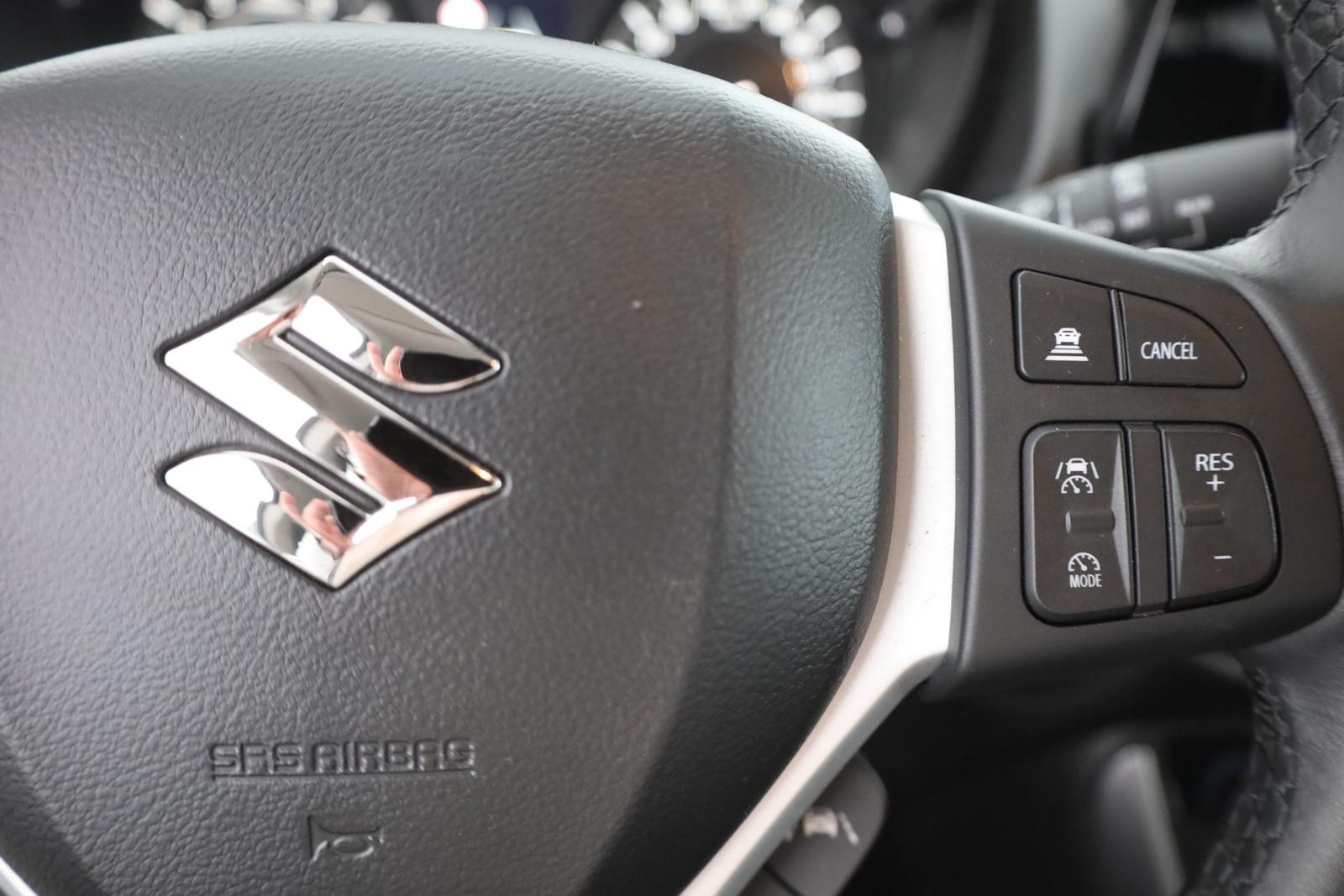 Suzuki S-Cross 1.4 4WD LED ACC Navi Kamera Sitzheizung