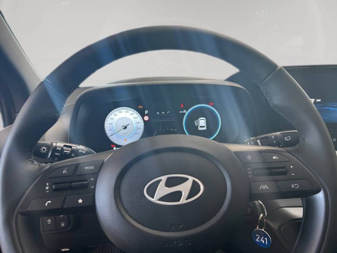 Fahrzeugabbildung Hyundai i20 (MY26) 1.0 T-GDI (90 PS) 7-DCT Blackline