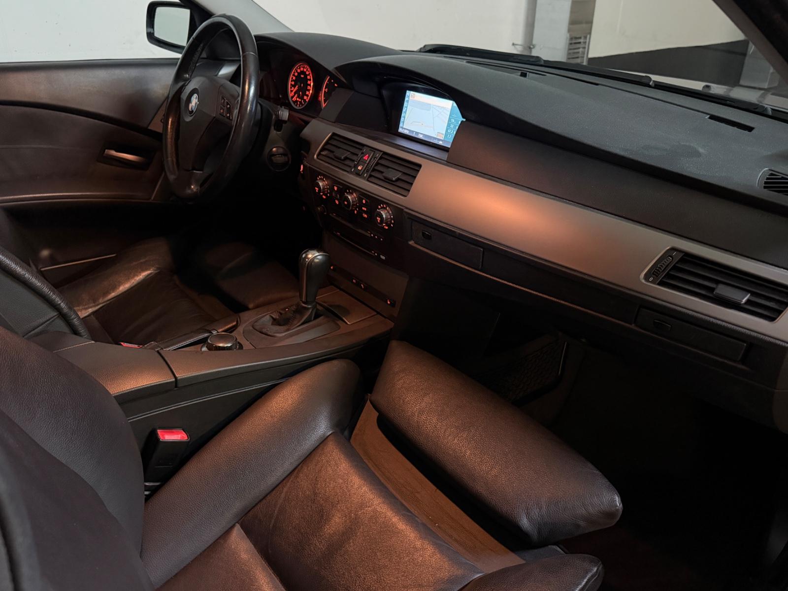 BMW 530 2007 — photo 12