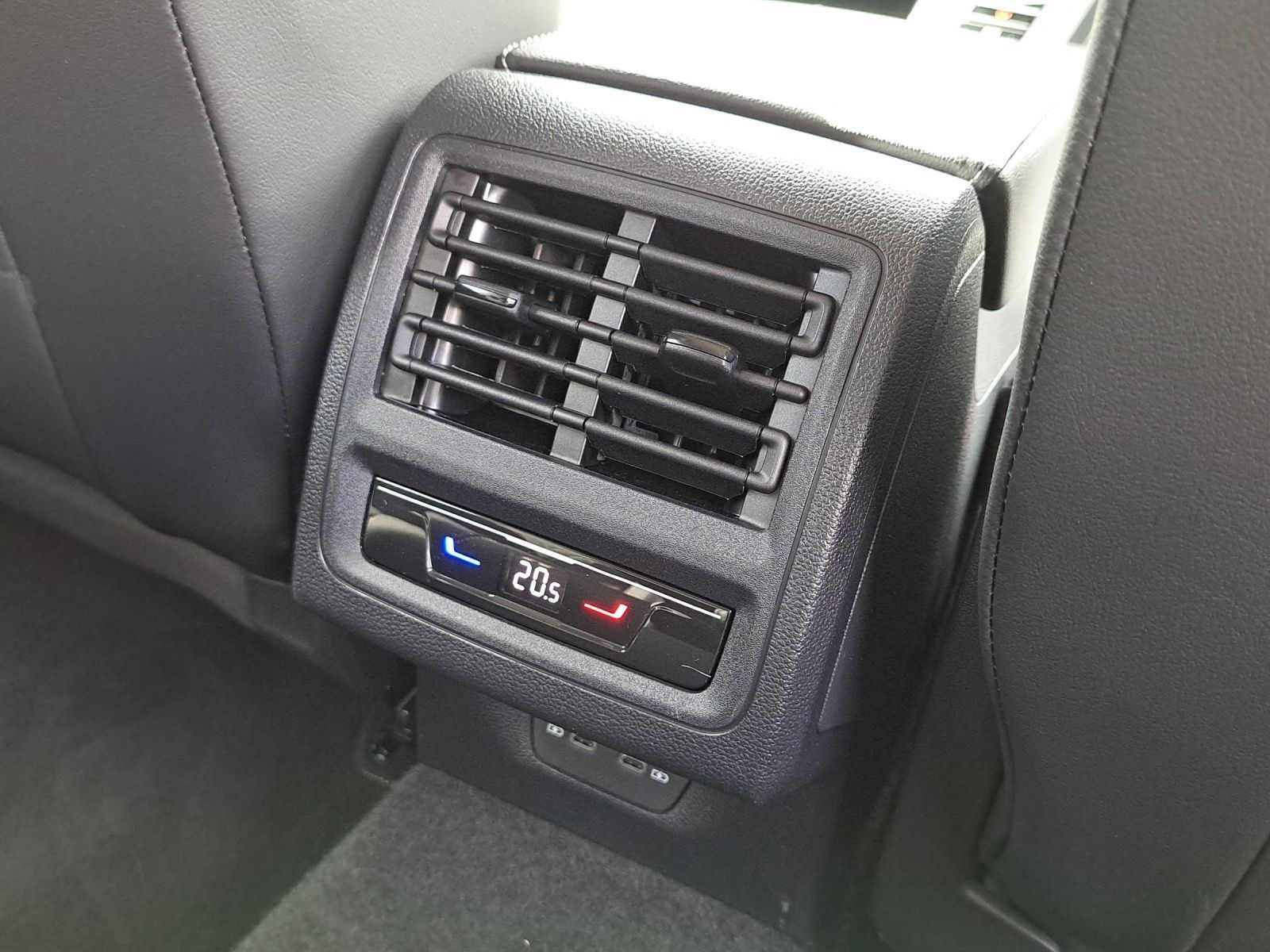 Volkswagen Golf - Bild 17