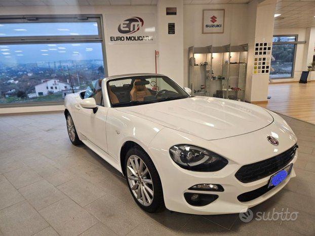 Fiat 124 Spider