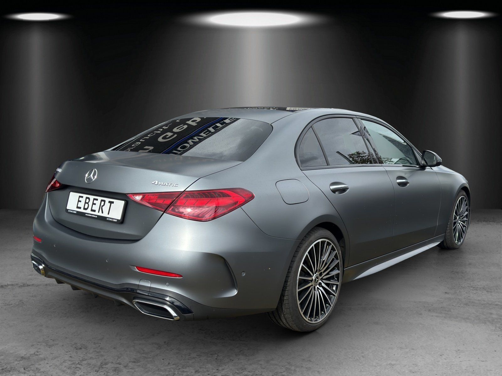 Fahrzeugabbildung Mercedes-Benz C300d 4M AMG Pano MAGNO Memo DISTR KeyGo AHK HUD