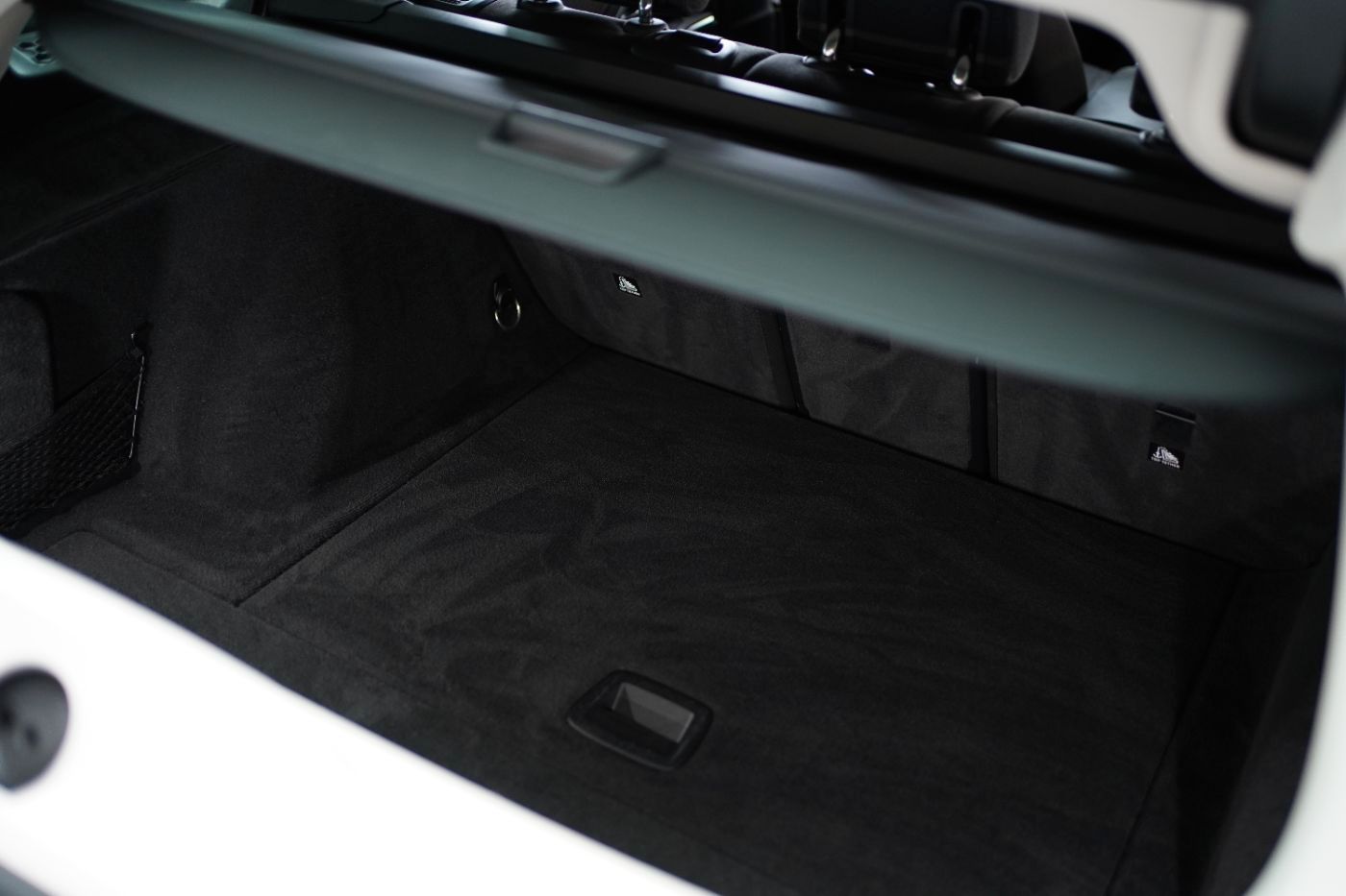 Fahrzeugabbildung BMW 318i Touring Navi+HeadUp+Kamera+APP+LED