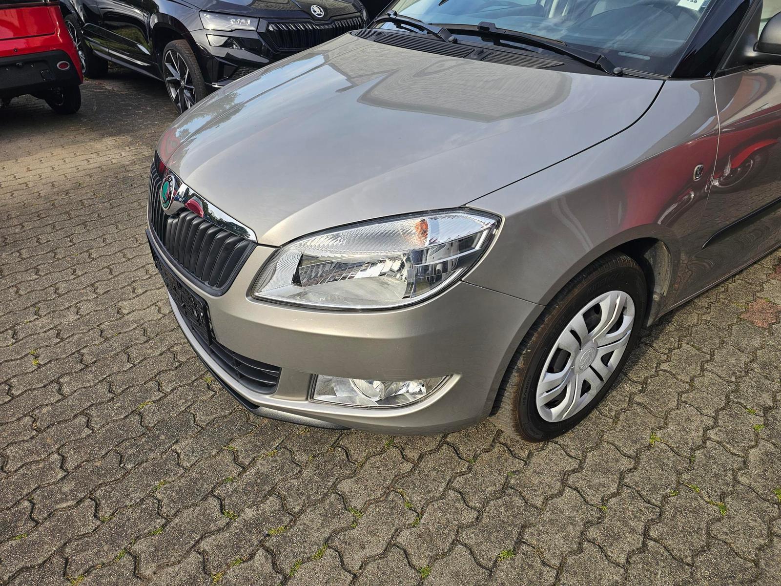 Skoda Fabia 2012 — photo 7