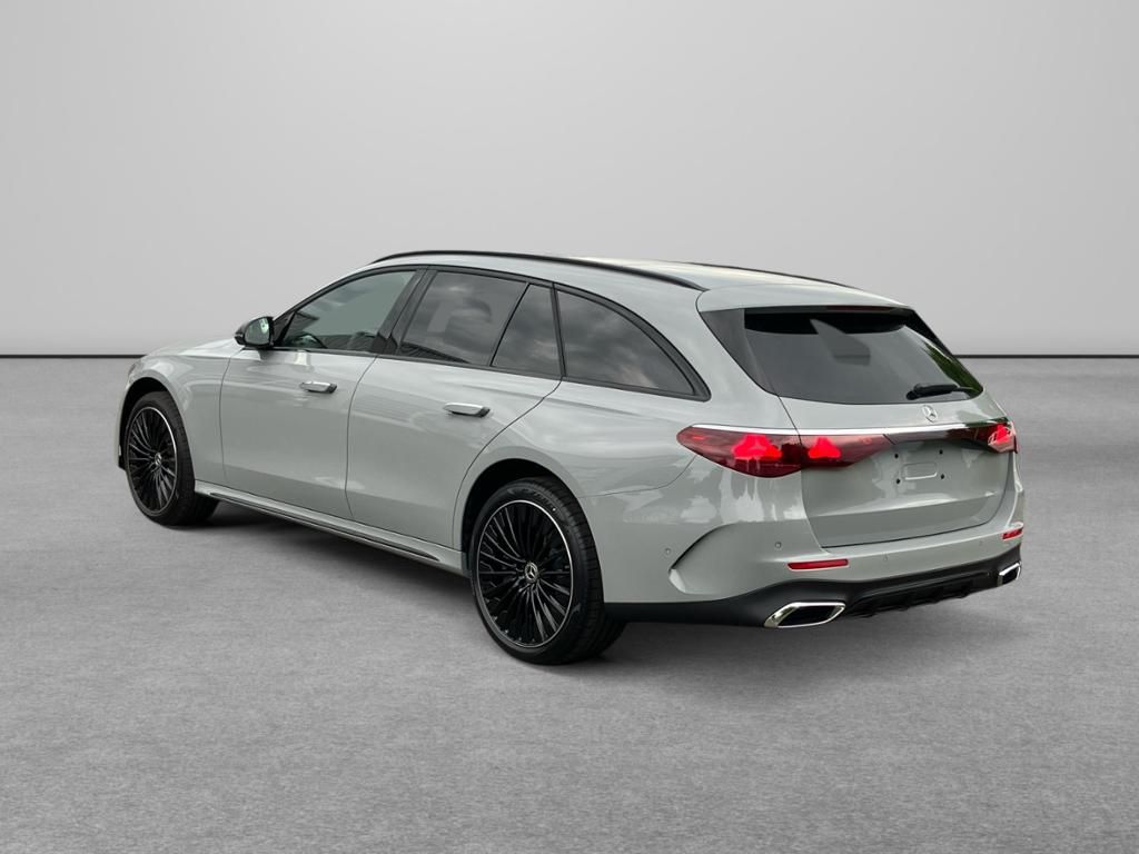 Fahrzeugabbildung Mercedes-Benz E 450 d 4M T AMG*Night*PanoD*Distr.*PDC*360°*AHK