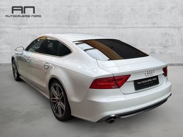 Audi A7 - 8