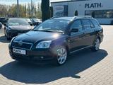 Toyota Avensis Kombi 2.0 Executive - Toyota Avensis aus 2003: Kombi
