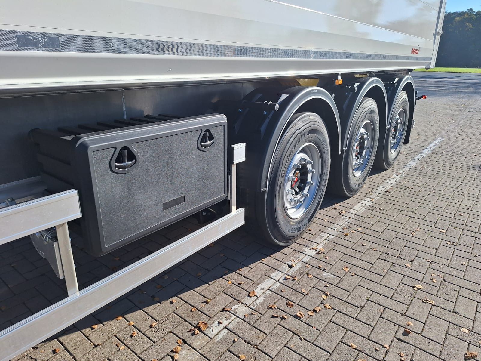 Fahrzeugabbildung Benalu BULKLINER S 50m³  kurzfristig lieferbar