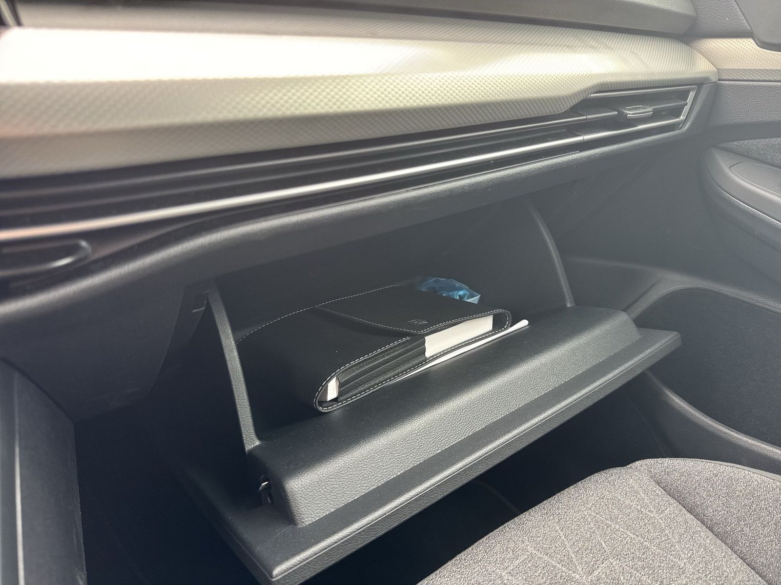 Volkswagen Golf VIII 1.0 eTSI DSG Move Life CarPlay|ACC|LED foto 19