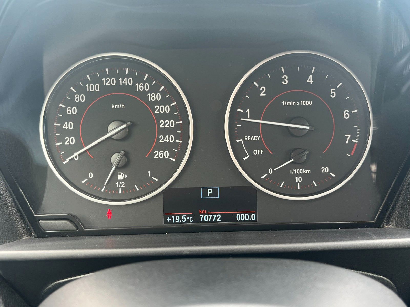 Fahrzeugabbildung BMW 120i 3-Türer Aut. SPORT LINE Navi LED HiFi 1.HAN
