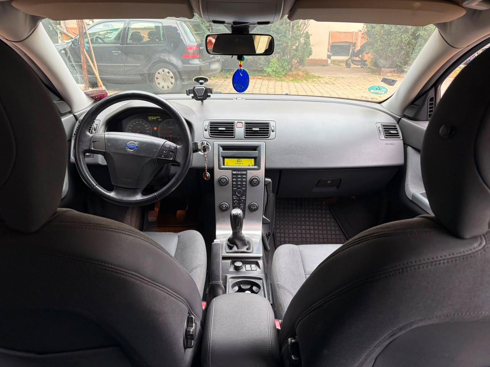 Volvo V50 2006 — photo 8