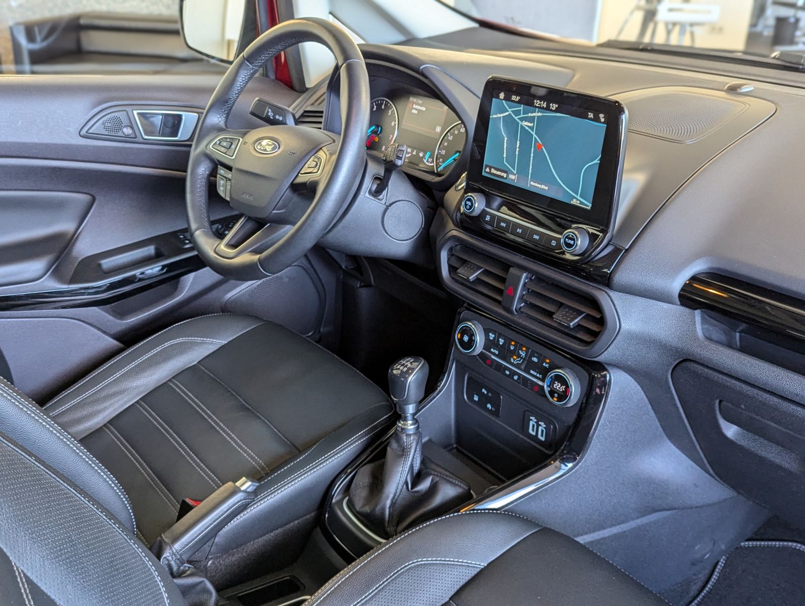 FORD EcoSport Titanium Navi-AppLink Komfort-Paket AHK - Image 12