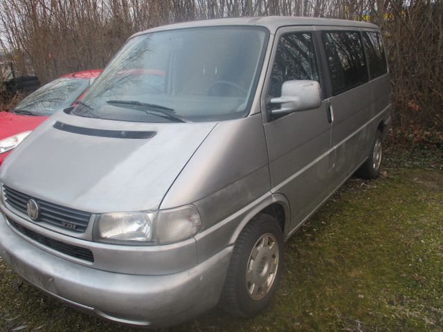 Volkswagen T4 Multivan "TÜV 06 2026 + KOPFDICHTUNG DEFEKT"