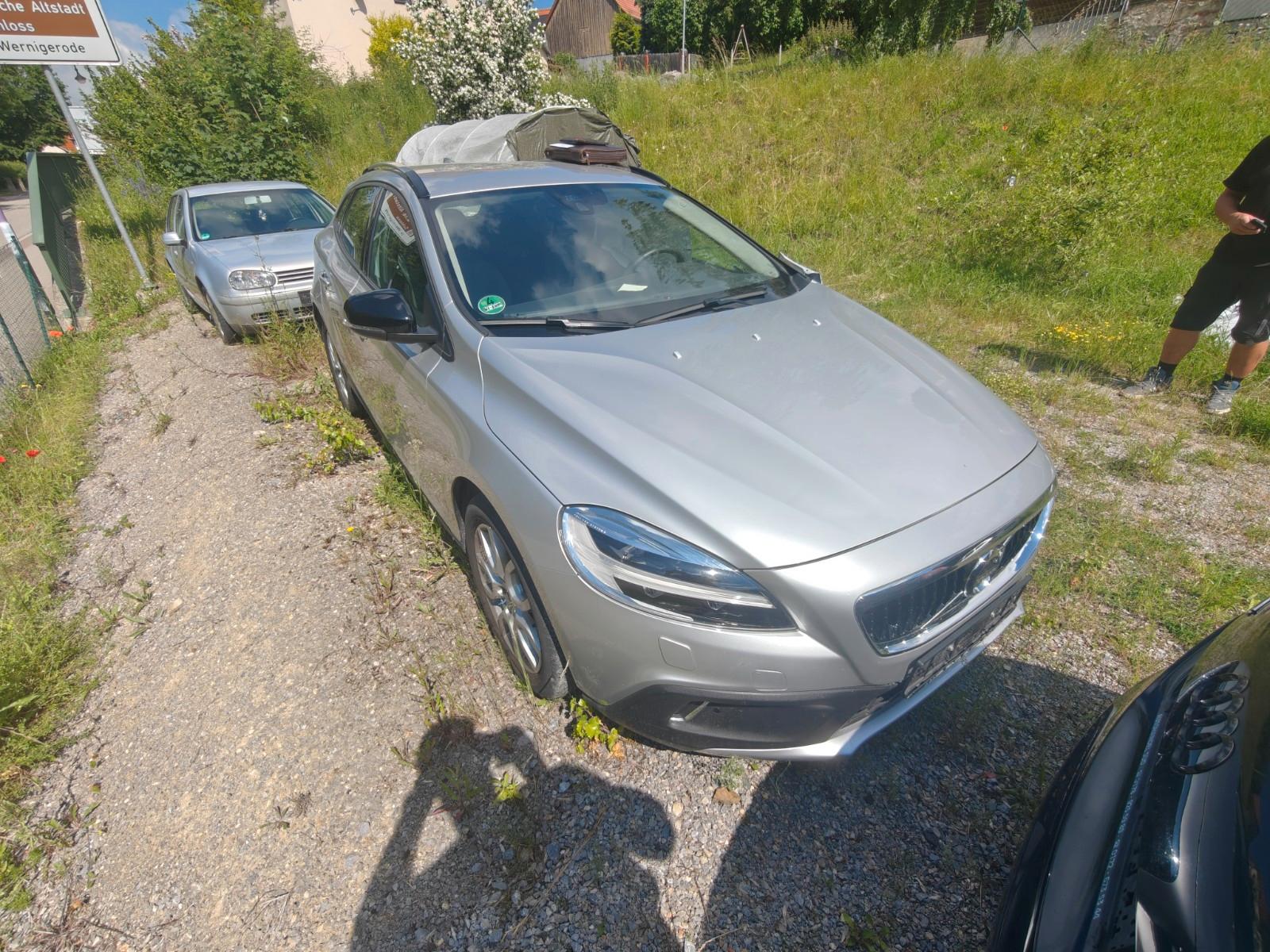 Volvo V40 Cross Country Plus R Design