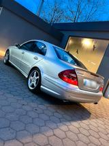 Mercedes-Benz Mercedes Benz W211 320 AMG Paket AVANGARD - Mercedes-Benz E 320: AMG