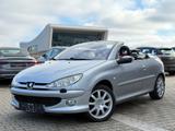 Peugeot 206 CC Platinum/TÜV neu/Leder/Klima/SHZ - Peugeot 206 in Köln