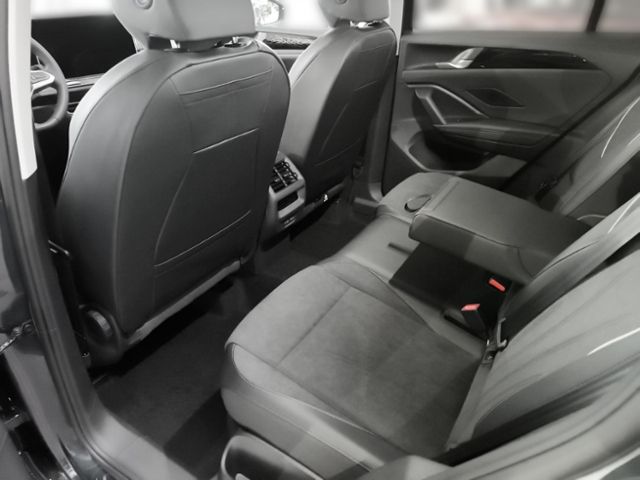 Fahrzeugabbildung Volkswagen Tiguan Elegance 1.5 eTSI OPF 110 kW (150 PS) 7-G