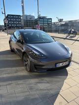 Tesla Model 3 Standard Plus Heckantrieb  - Tesla Model 3 in Frankfurt (Main)