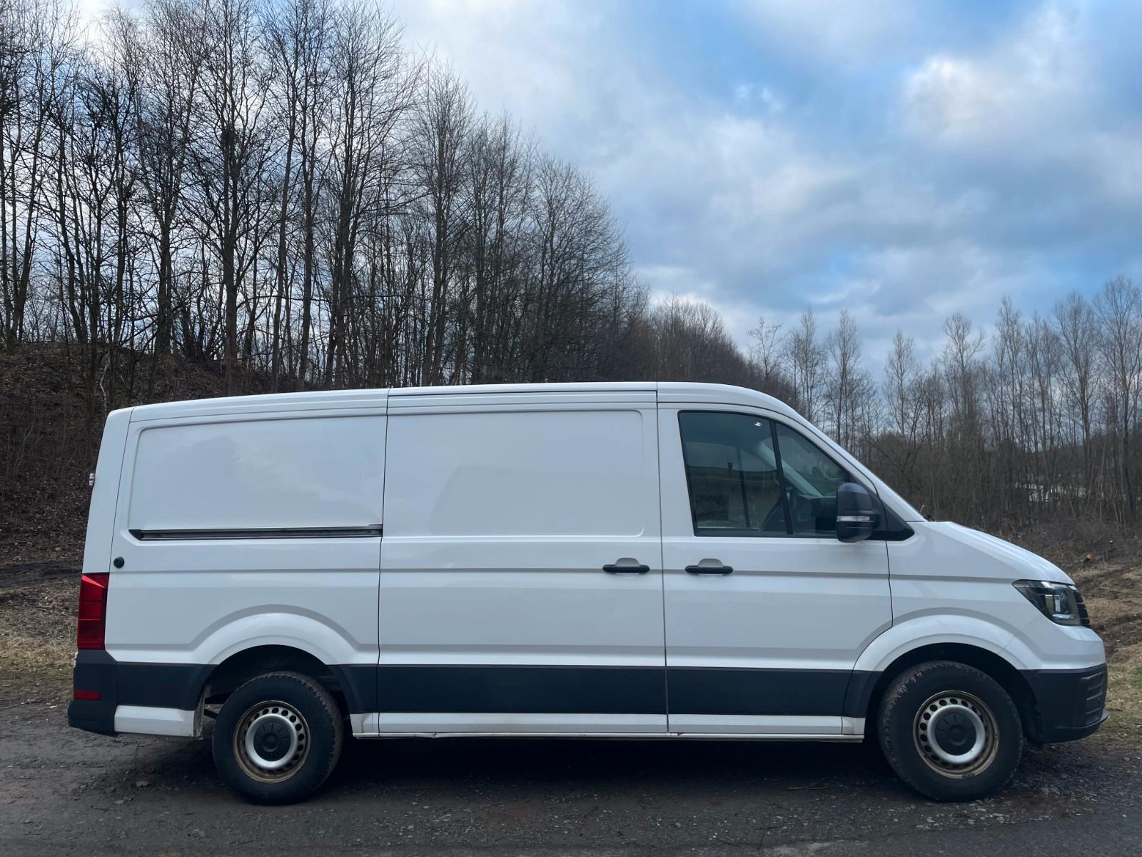 Volkswagen Crafter Kasten  30 mittellang FWD