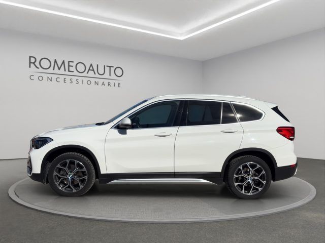 BMW X1 18d sdrive xline plus auto 150 CV imagem 2